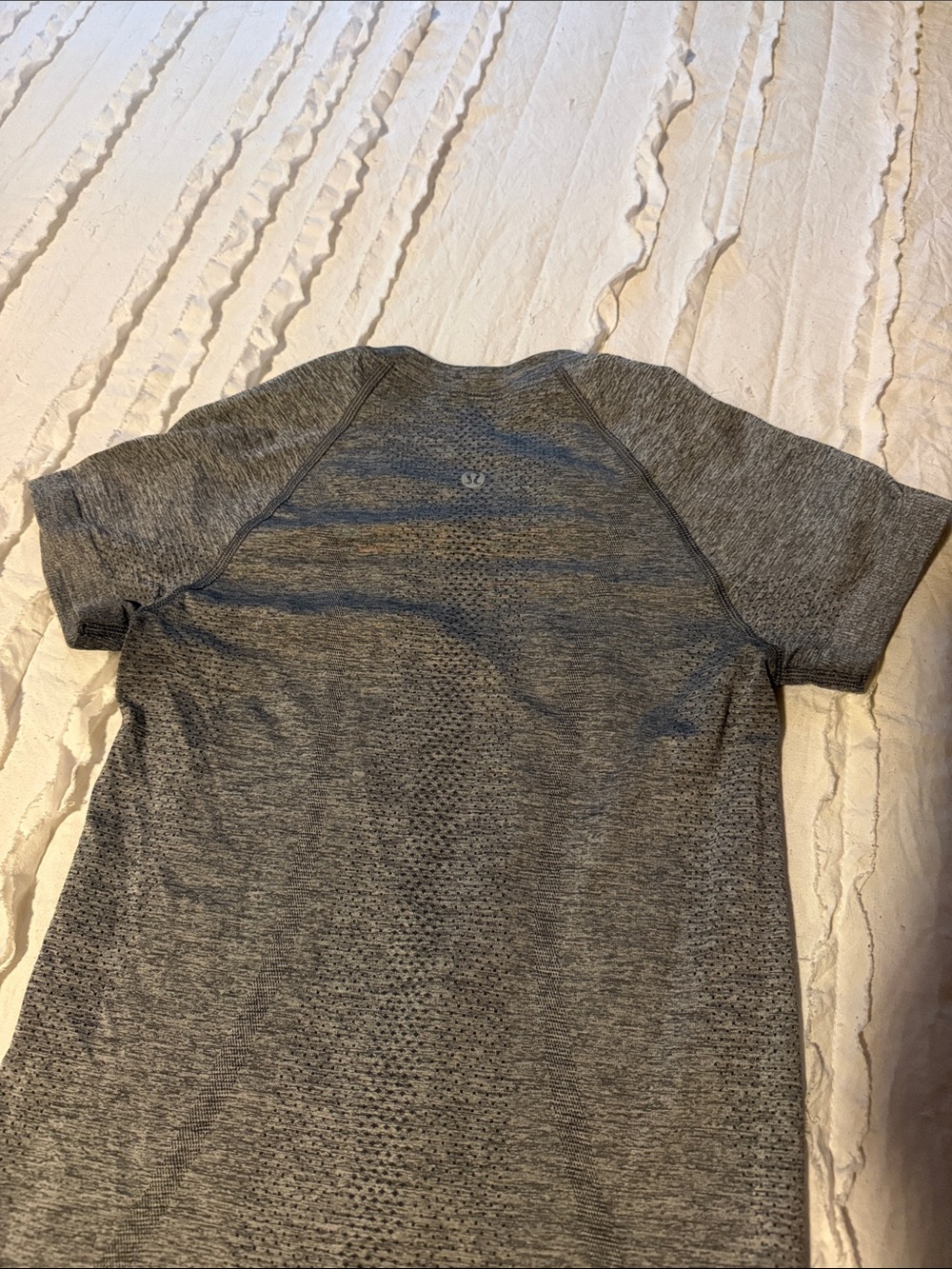 lululemon athletica Gray Short Sleeve Performance Tee